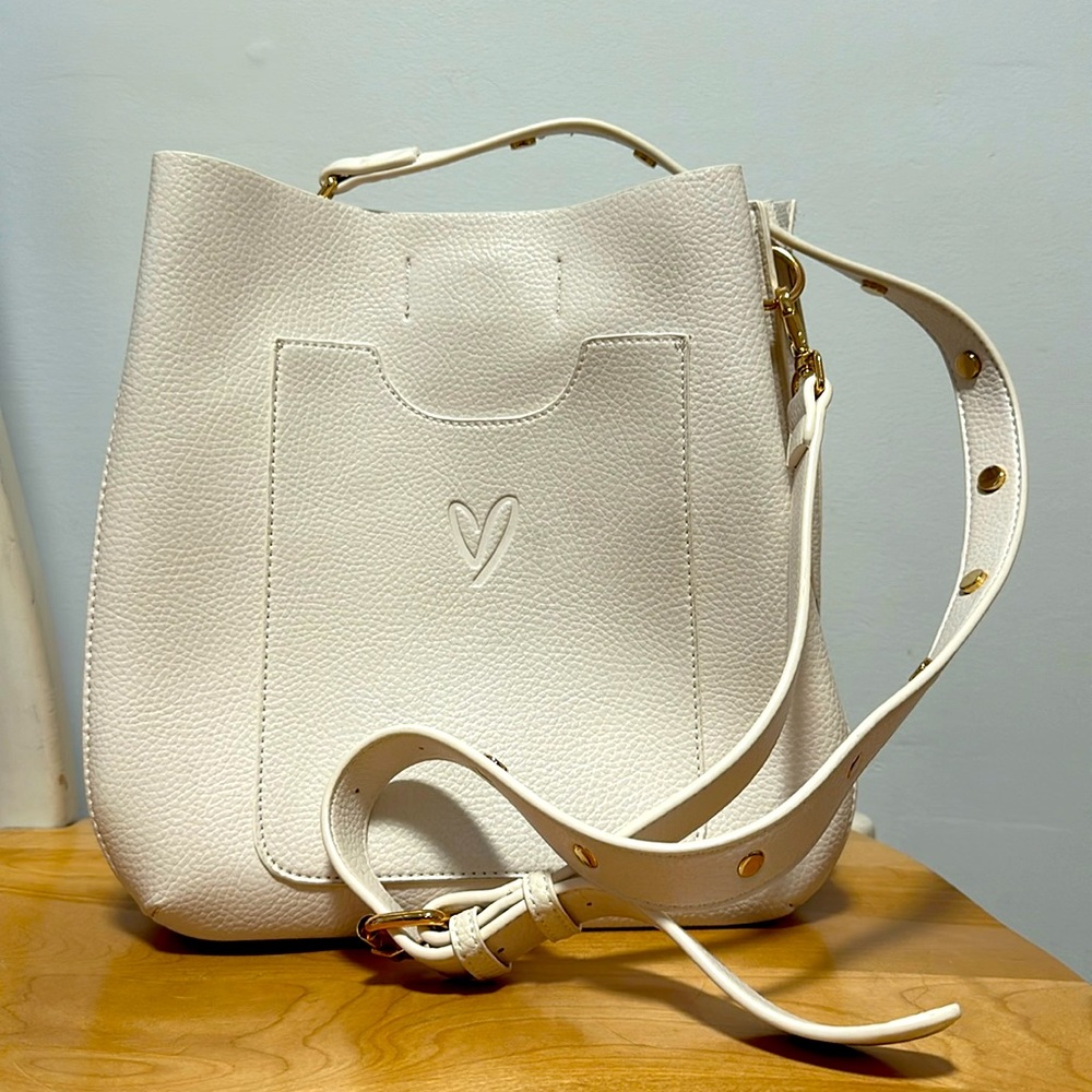 Lulus white and gold purse